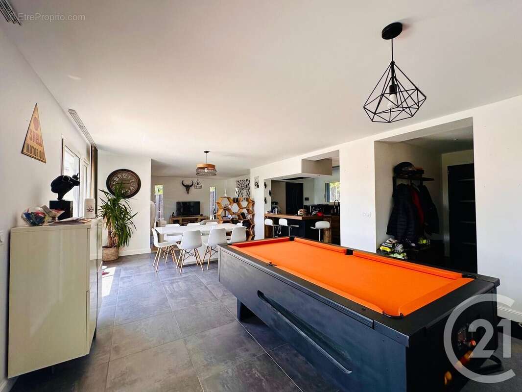 Maison à SAINT-ANDRE-DE-CUBZAC