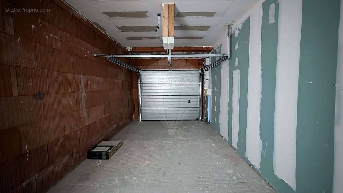 Maison à LES MATHES