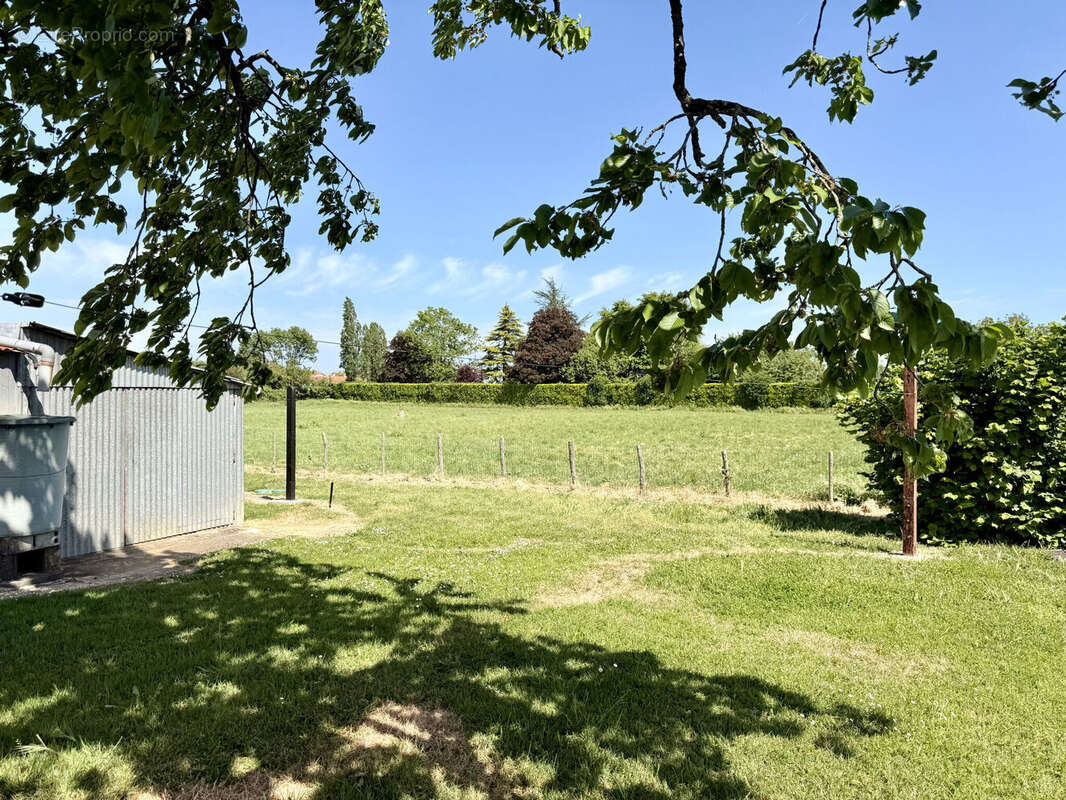 Photo 8 - Maison à SAINT-MARTIN-DE-FRAIGNEAU