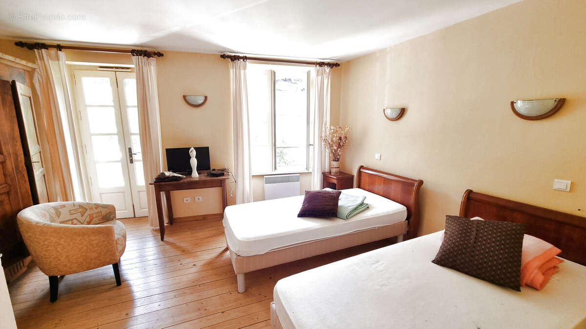 Maison à SAINT-ANDRE-DE-VALBORGNE