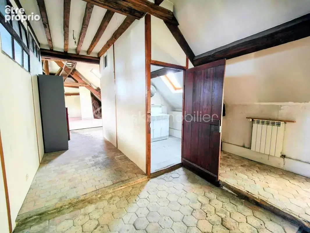 Ensemble immobilier (local commercial + appartement) plein centre ville - photo 20