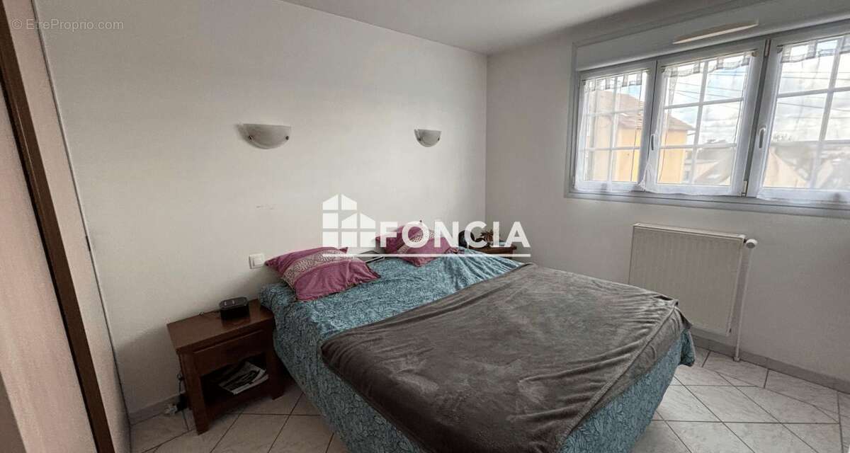 Maison à SAVIGNY-SUR-ORGE