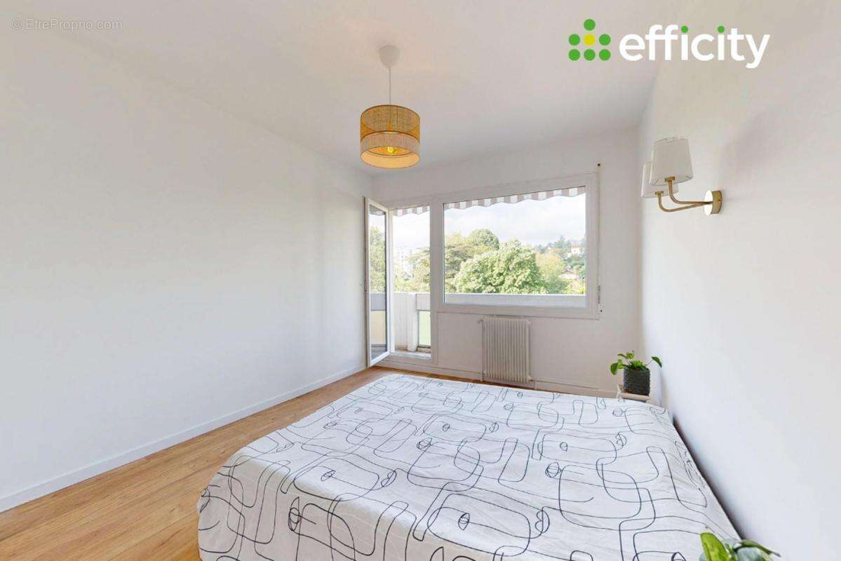 Appartement à CALUIRE-ET-CUIRE