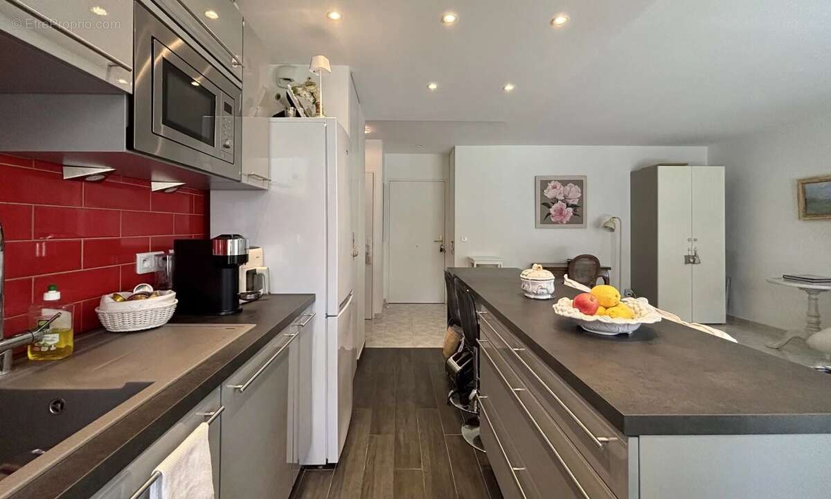 EXCLUSIVITÉ CANNES - 2P avec terrasse et garage - photo 11