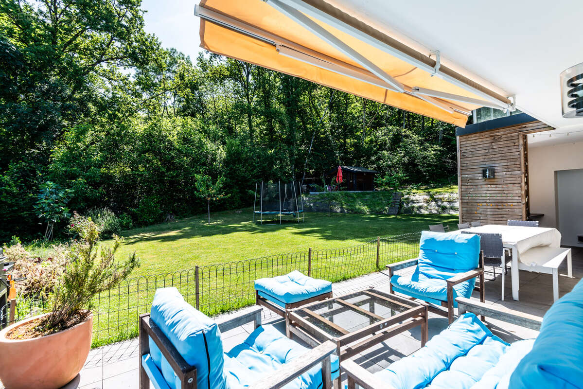 Maison à NEUVECELLE