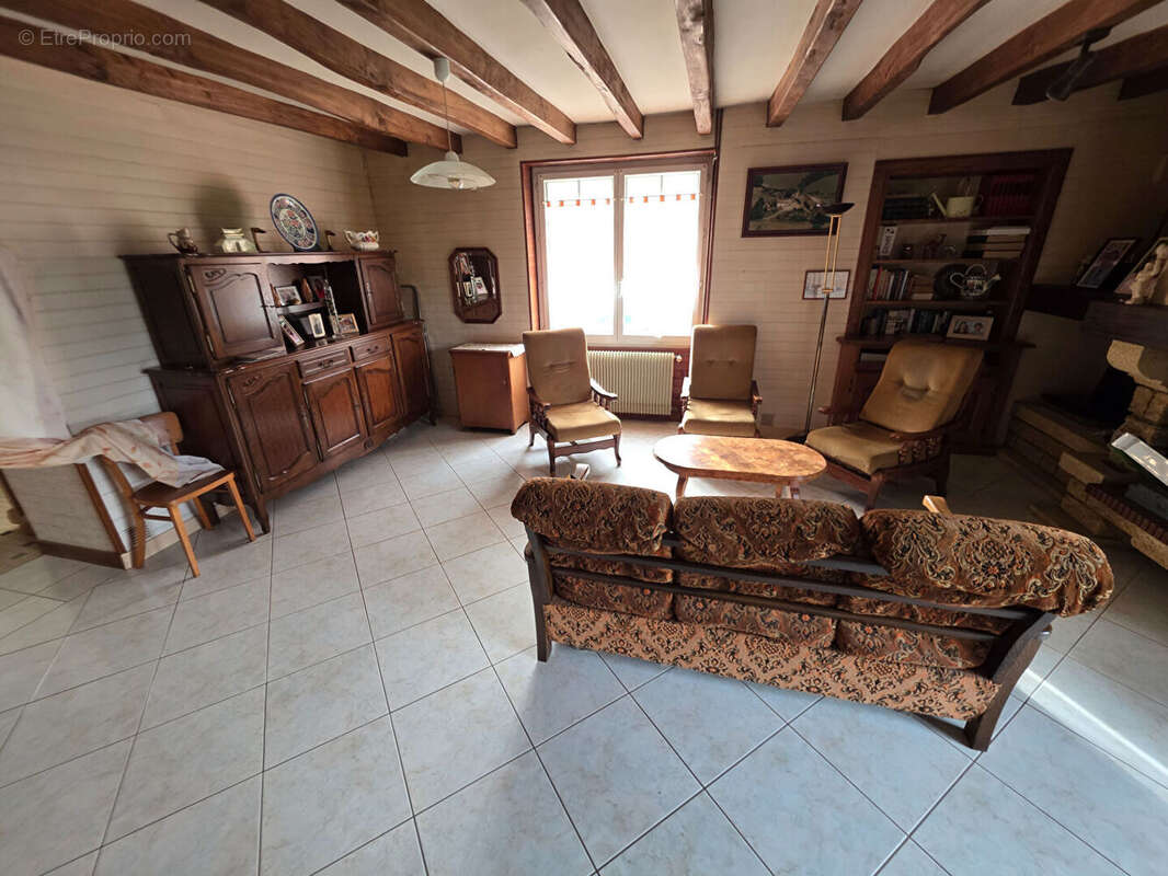 Maison à PLEUMARTIN