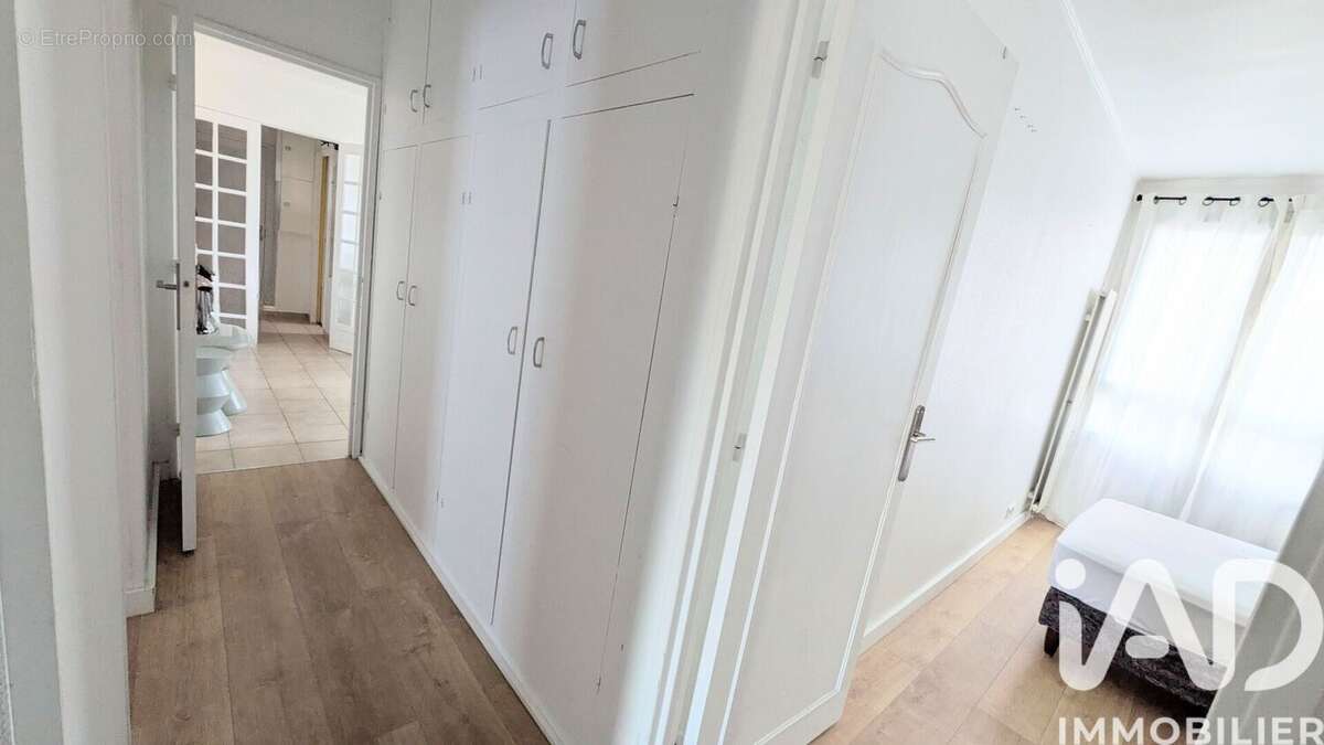 Photo 8 - Appartement à LE KREMLIN-BICETRE