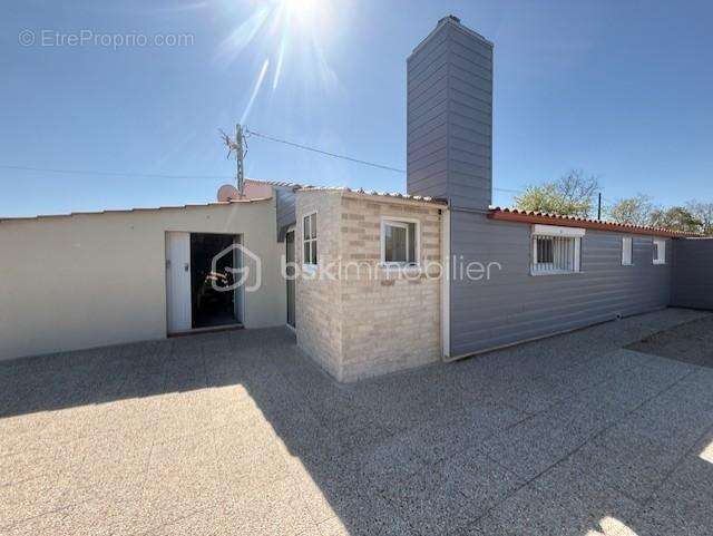 Maison à BOIS-DE-CENE