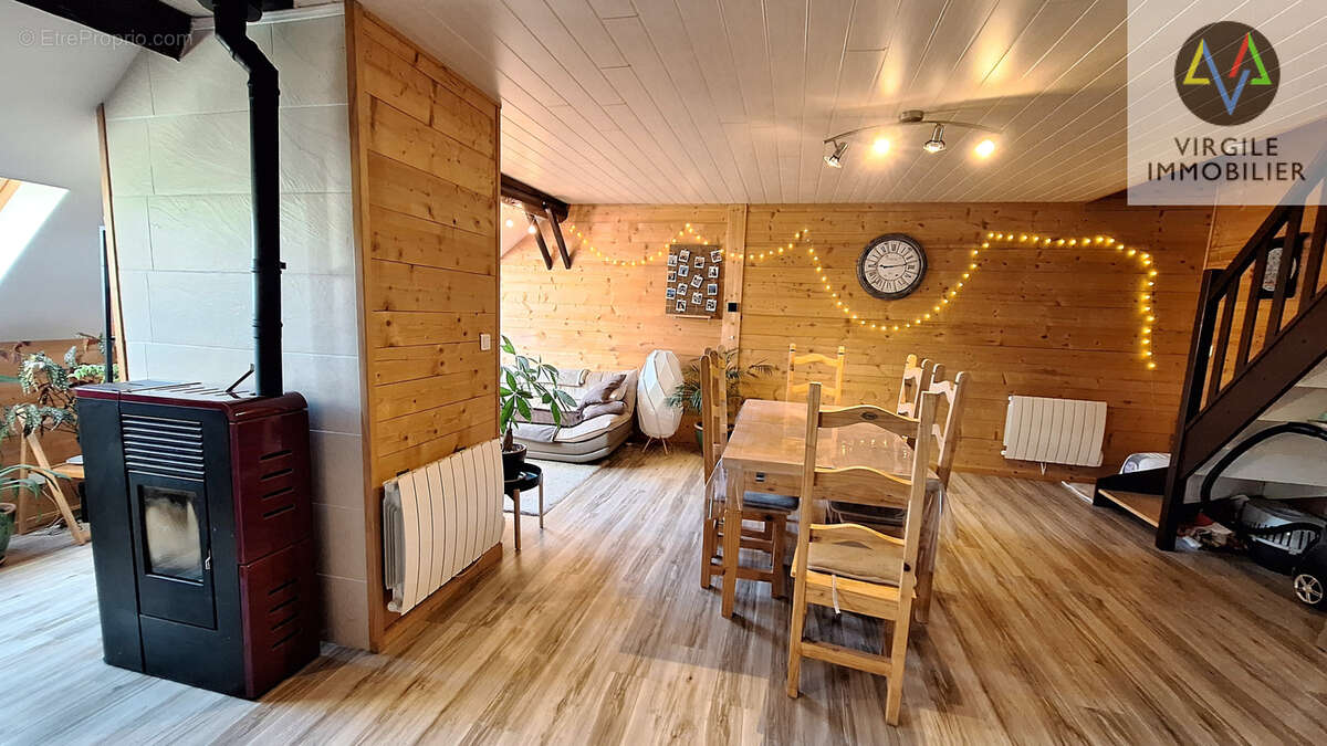 Appartement à REMORAY-BOUJEONS