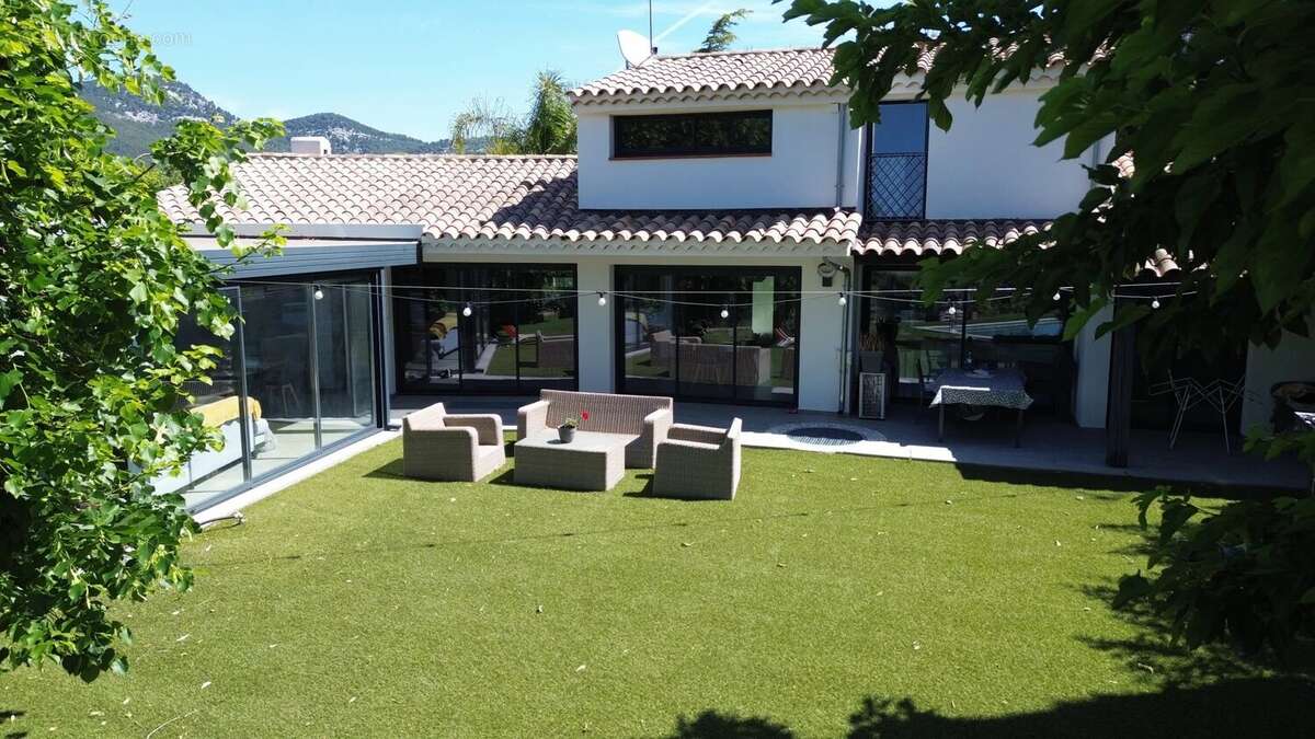 Maison à SANARY-SUR-MER