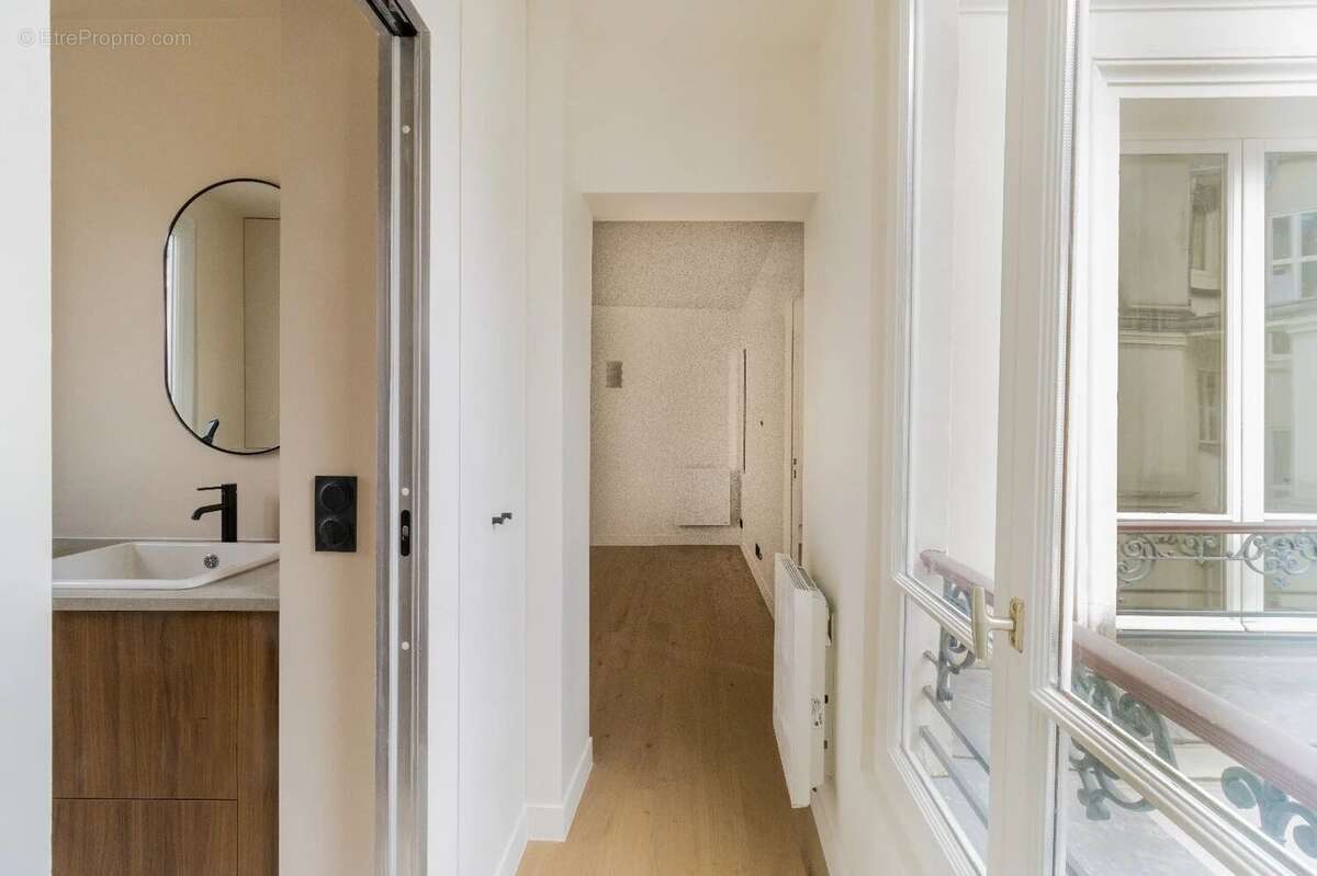 Appartement à PARIS-9E
