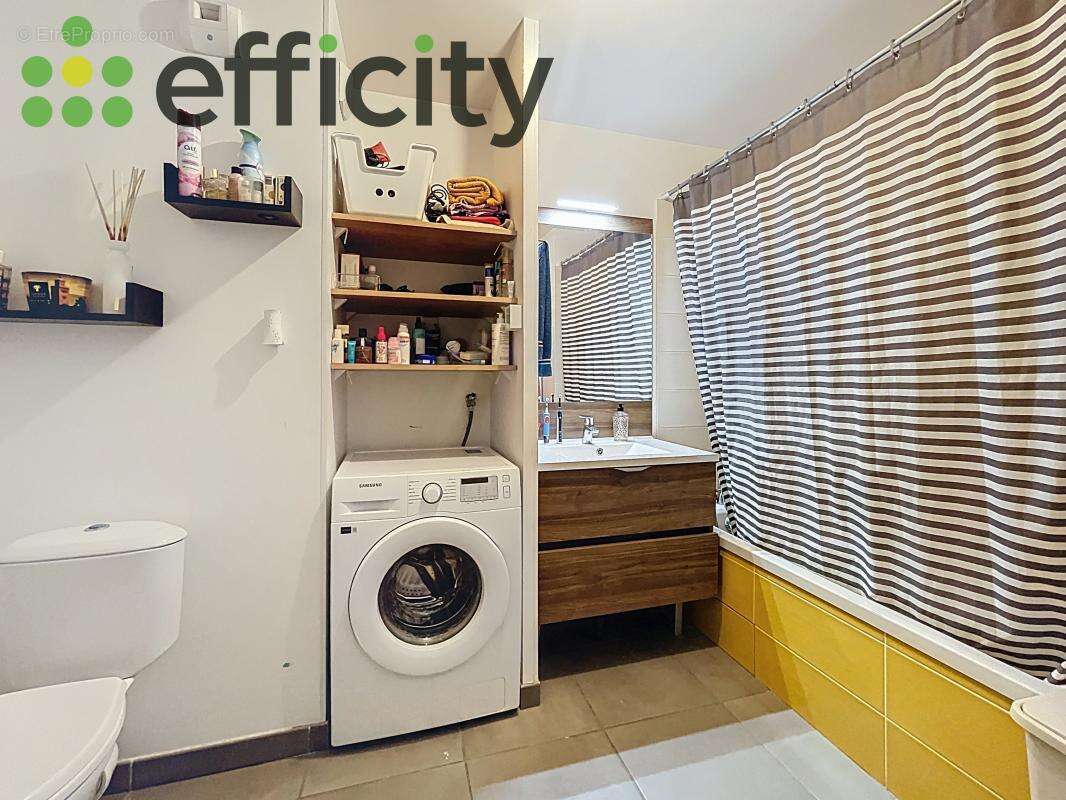 Appartement à VAULX-EN-VELIN