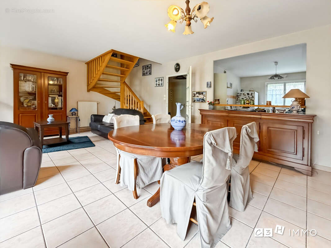 Maison à VILLENEUVE-TOLOSANE