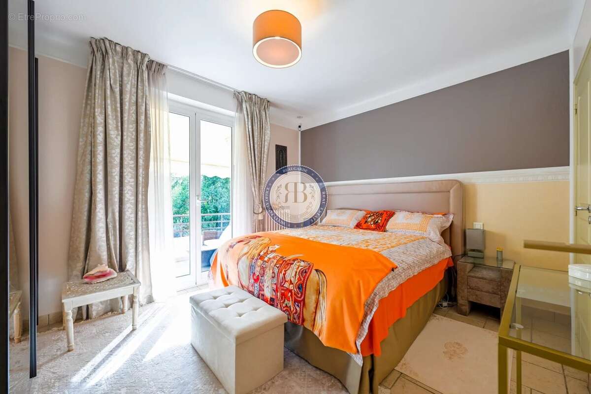 A vendre - cannes – palm beach – maison individuelle – 5 chambres – emplacement exceptionne - photo 5