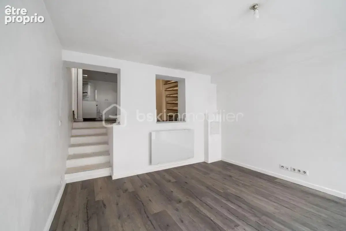 Duplex atypique de 54 m² avec extérieur privatif - photo 3