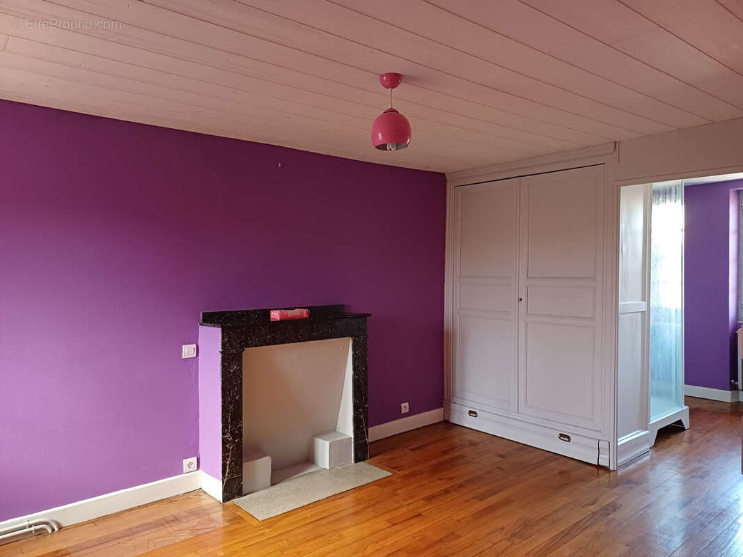 Maison à PEYRUSSE-LE-ROC