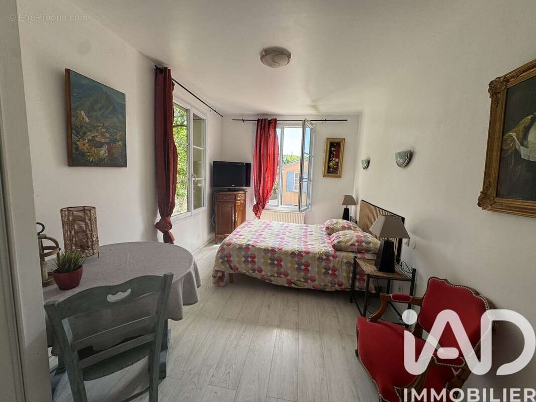 Photo 8 - Autre à CLUNY