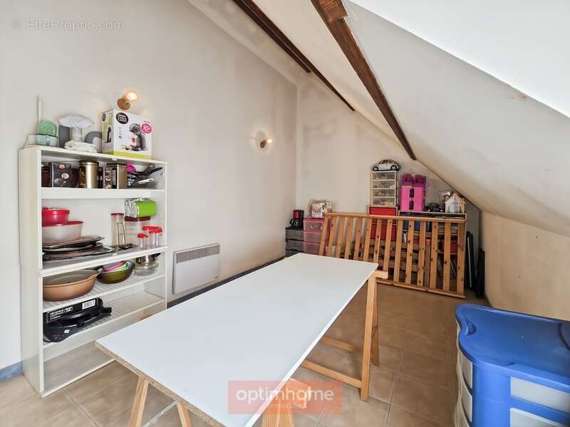 Maison à CROISILLES