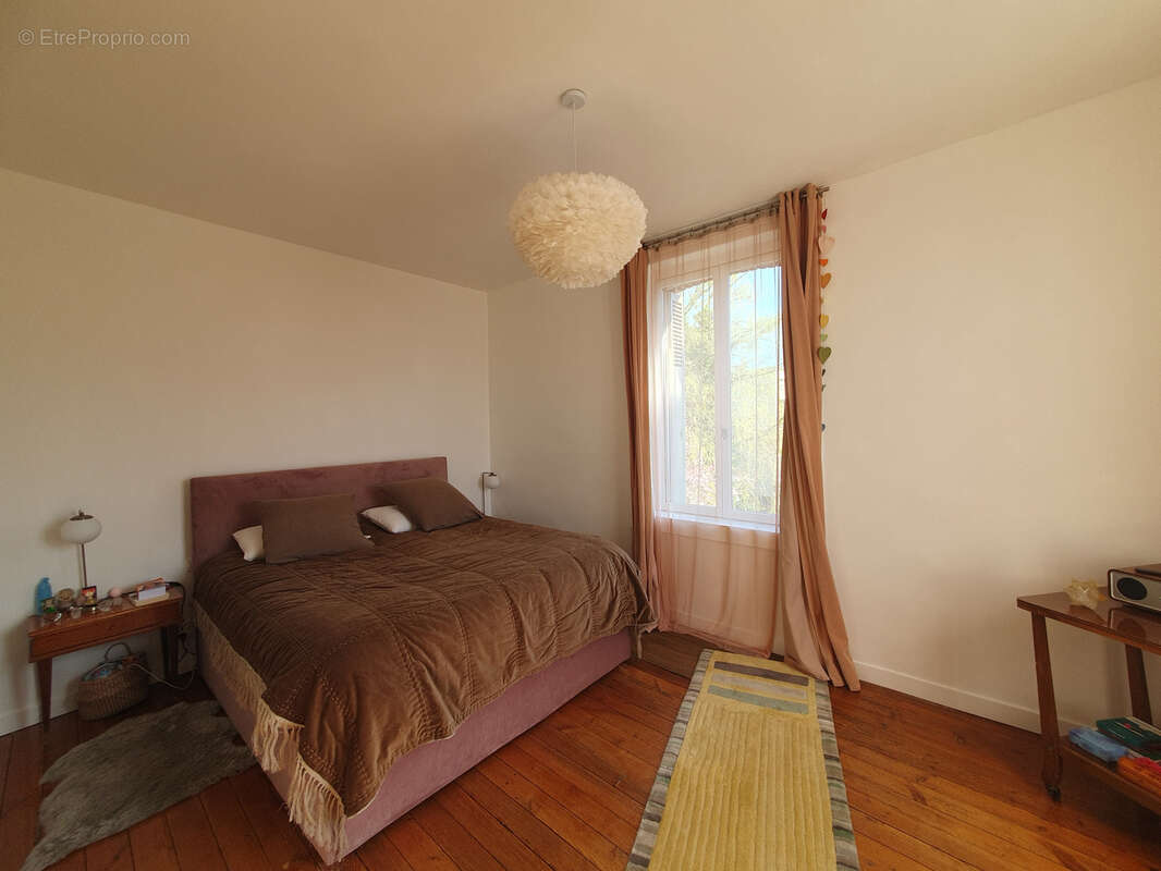 Maison à CORMEILLES