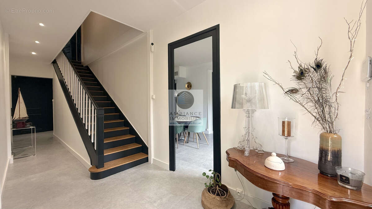 Maison à LA VOULTE-SUR-RHONE