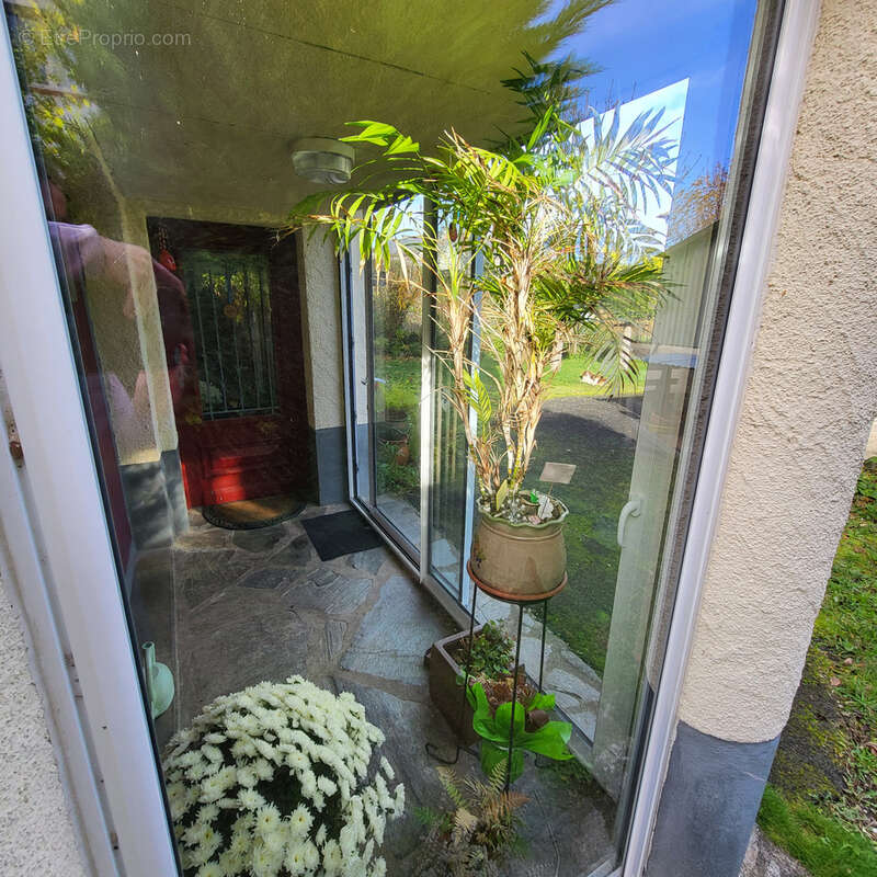 Maison à RIOM-ES-MONTAGNES