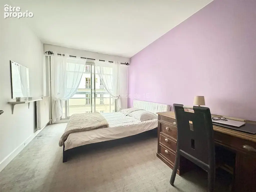 Metro commerce / appartement familial / immeuble recent de standing / 3 chambres / balcon / cave / - photo 5