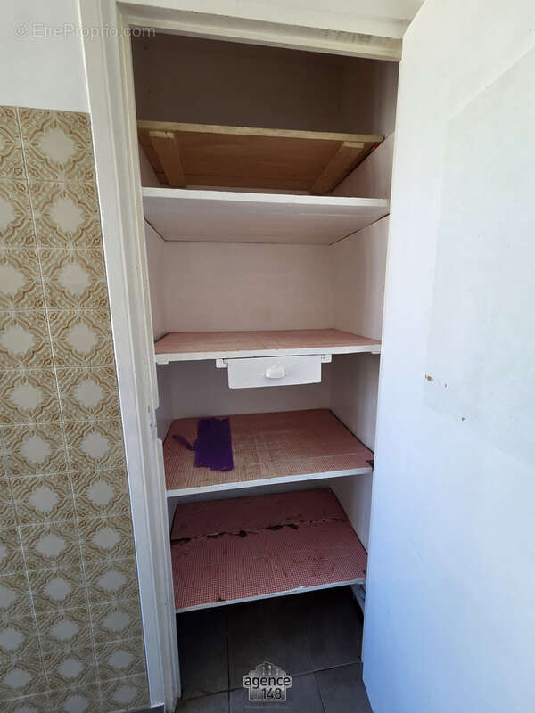Appartement à MARSEILLE-3E