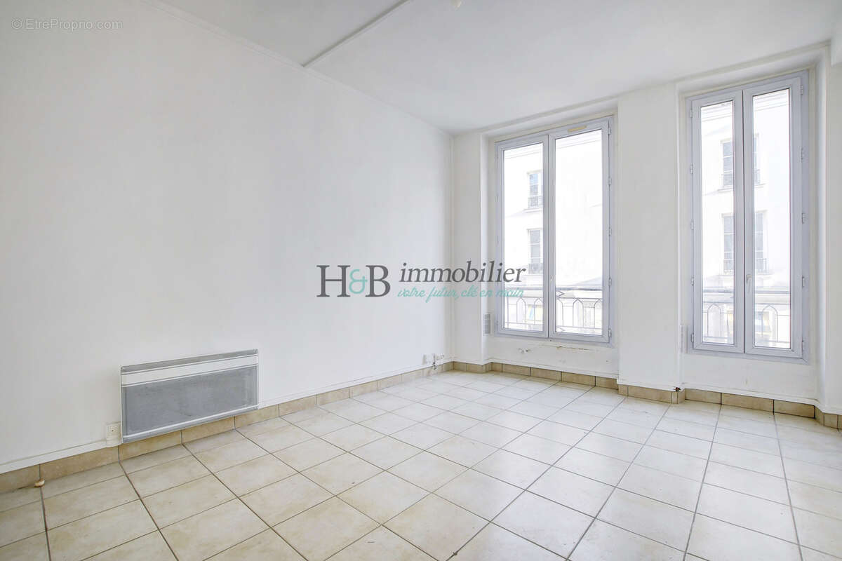 Appartement à PARIS-2E