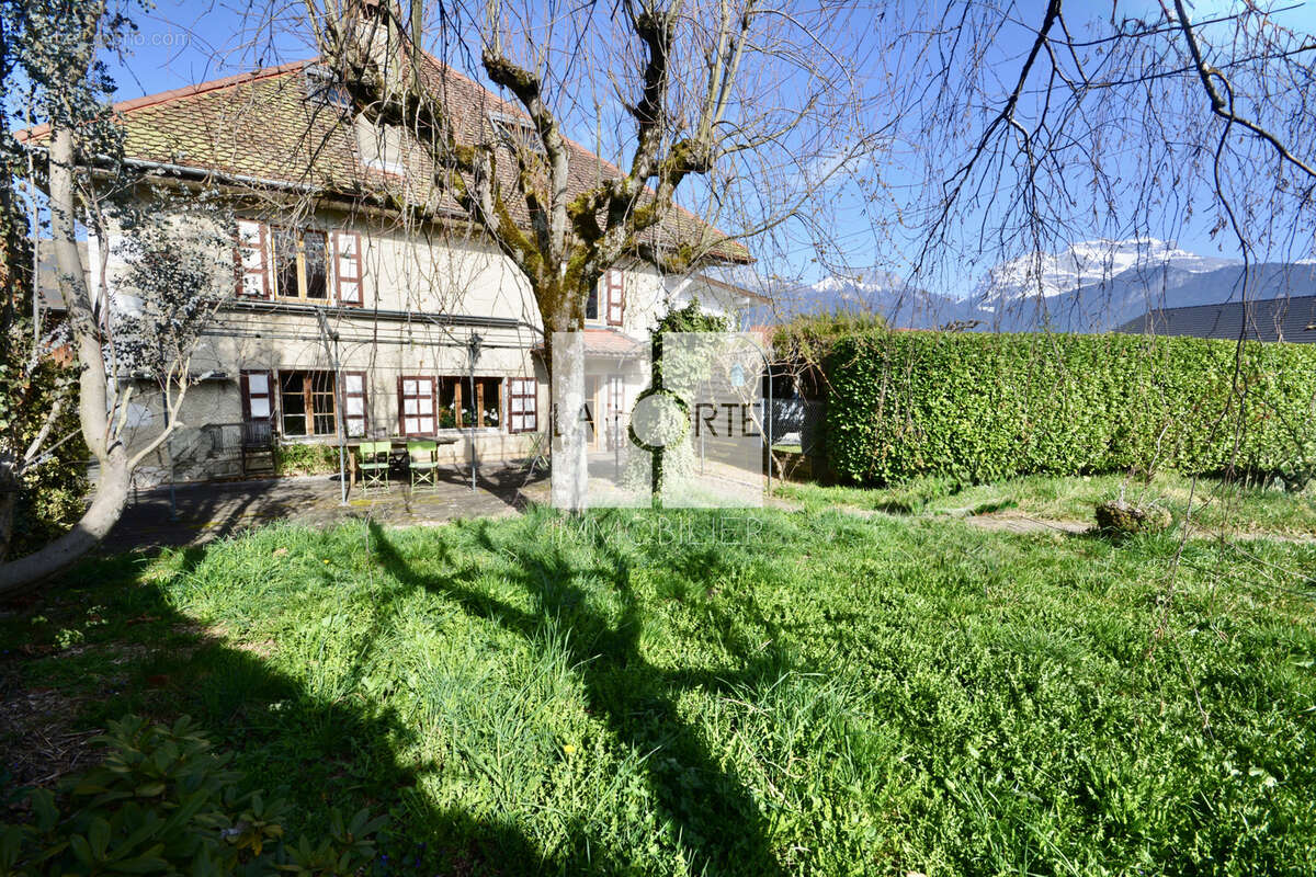 Maison à SAINT-JORIOZ
