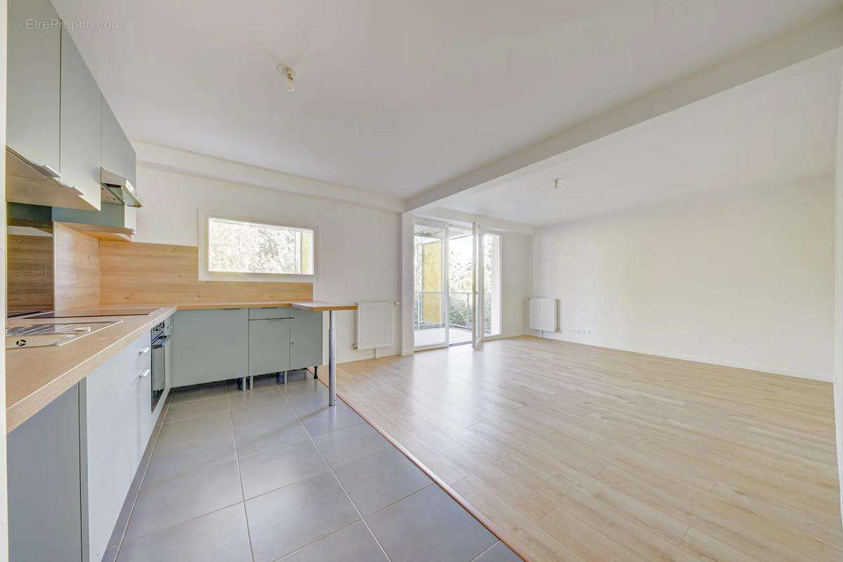 Appartement à SAINT-OUEN