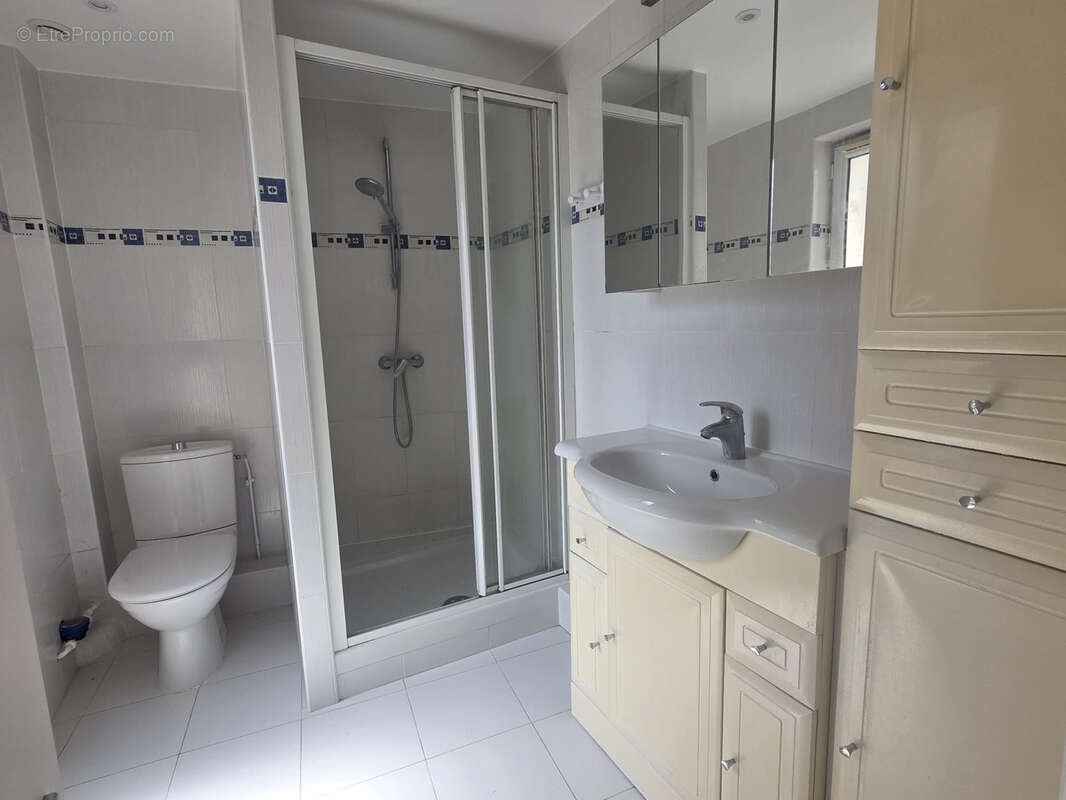 Saint-Germain-En-Laye - Duplex en plein Centre-ville - photo 6
