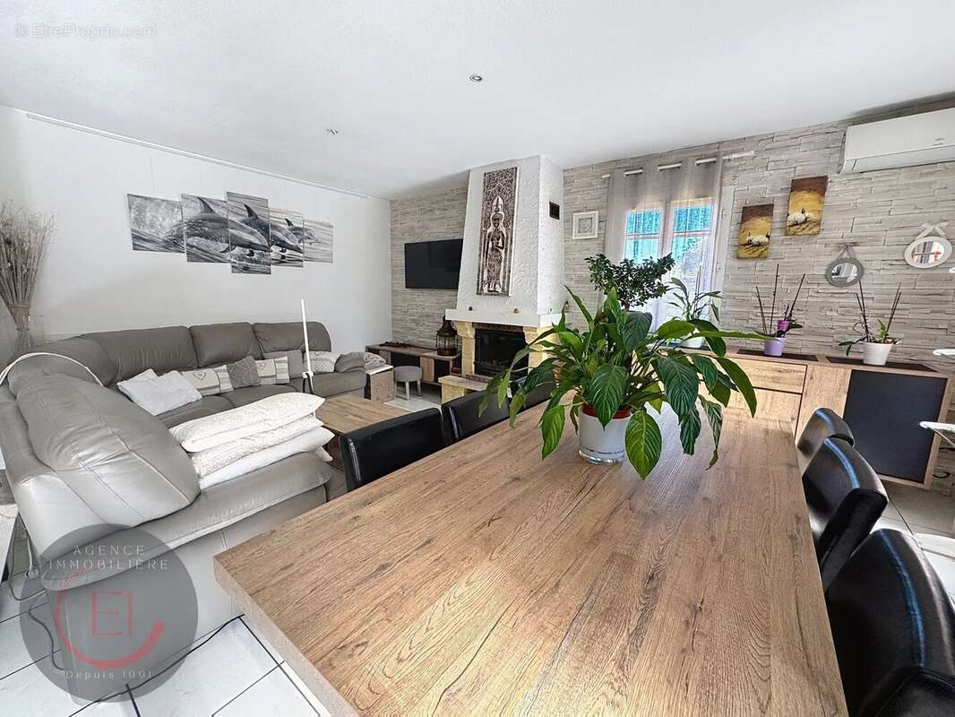 Maison à LES ADRETS-DE-L'ESTEREL