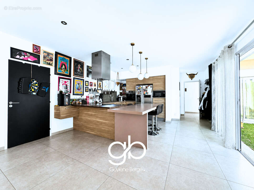 Villa contemporaine 150 m2 avec piscine, pool house - Saint-Drézéry - photo 5