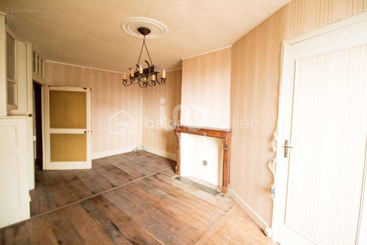 Maison à BOURGANEUF