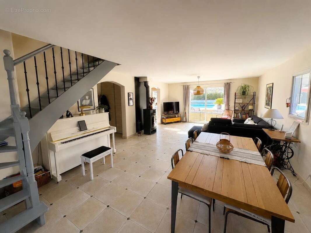 Maison à BOUAYE