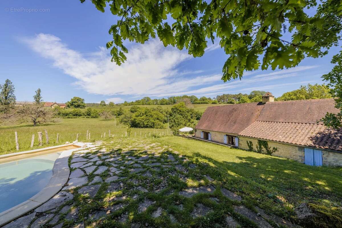 Charmante maison en pierre du Périgord avec piscine et vue sur la campagne - photo 14