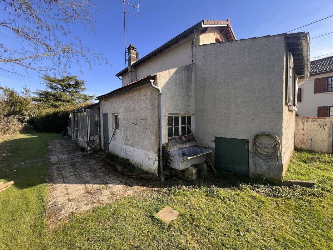 Maison à SAINT-CHERON