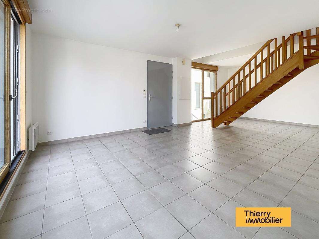 T3 duplex avec terrasse - photo 4