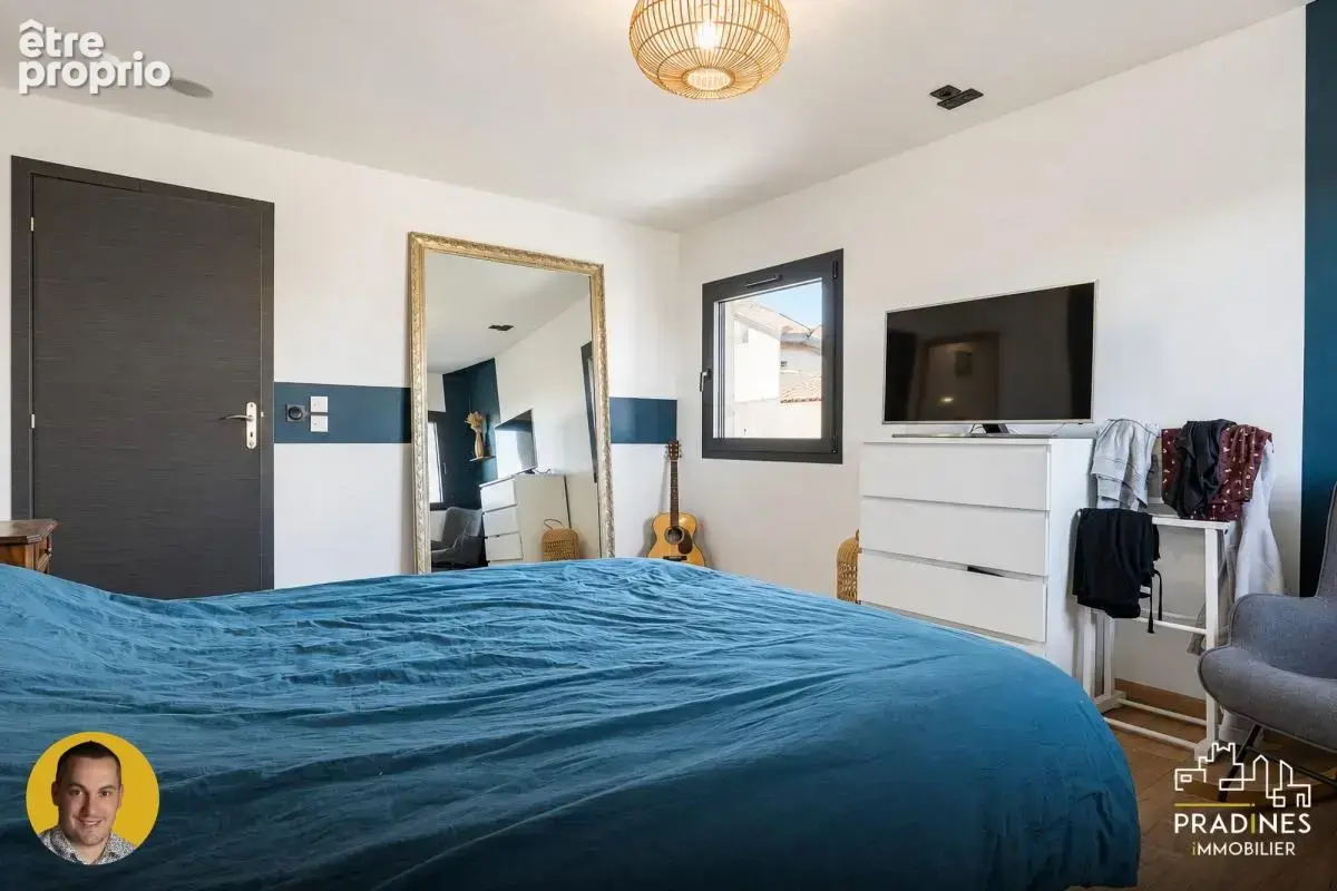 ? soucieu-en-jarrest : maison familiale rénovée de 221 m² - photo 17