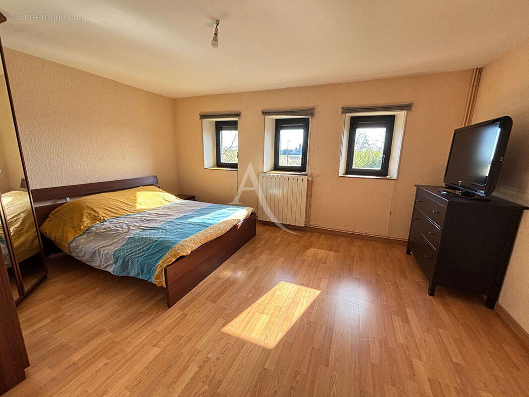 Maison à LA CHARITE-SUR-LOIRE