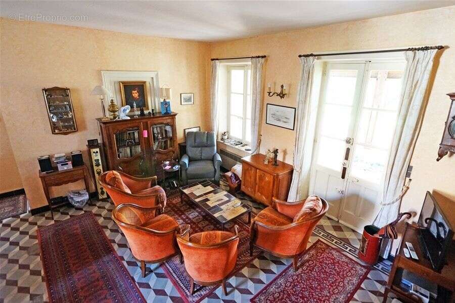 Maison à FRANCHEVILLE