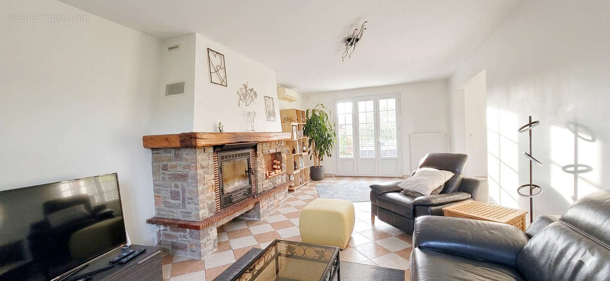 Maison à SAINT-OUEN-L'AUMONE