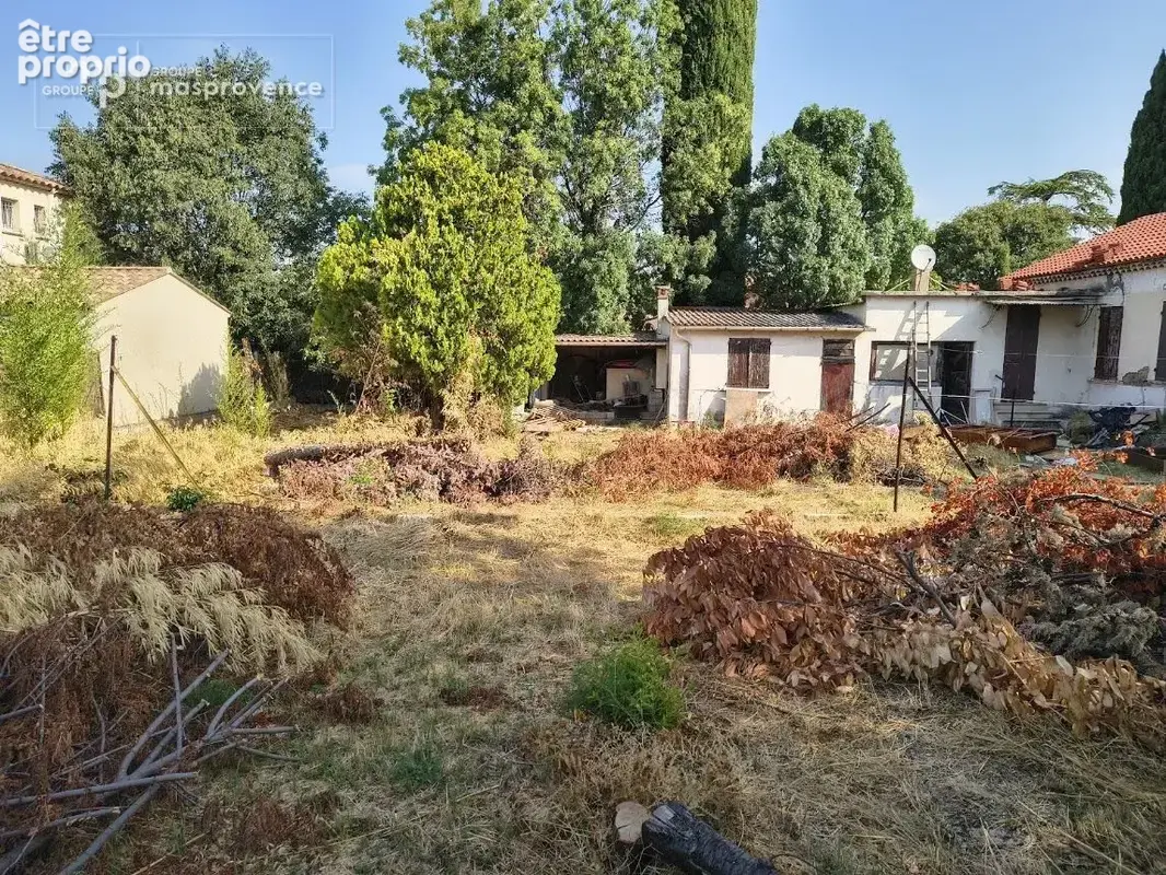 Photo Terrain à Aubagne au prix de 245 000€