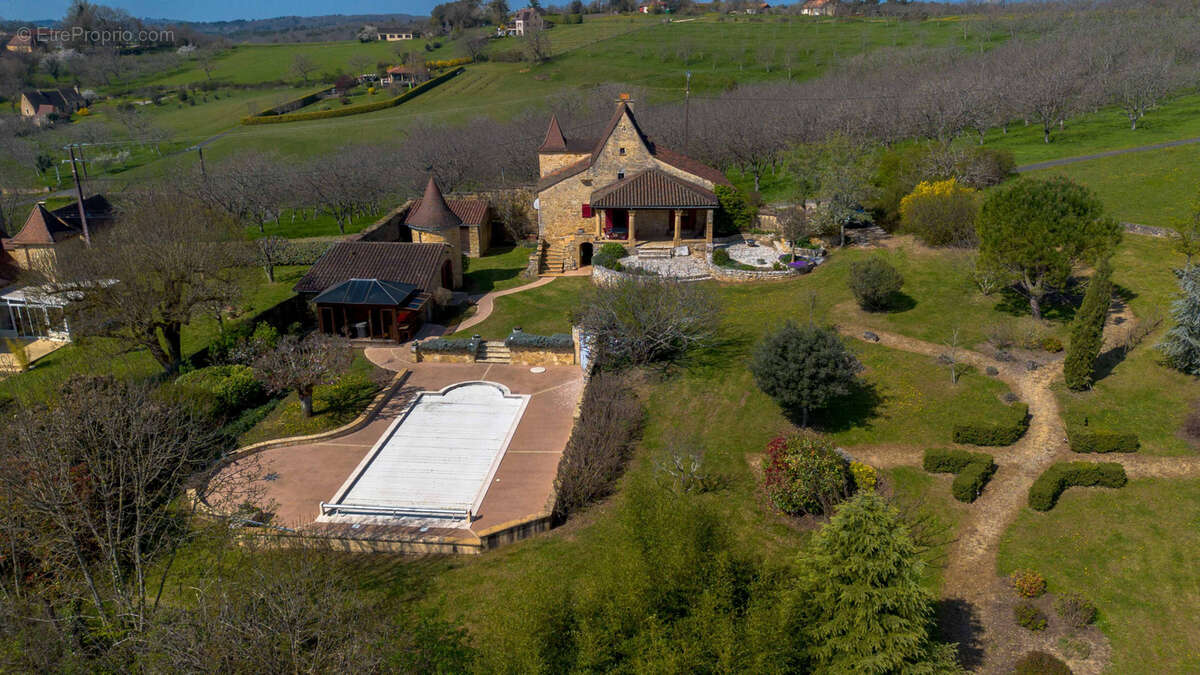 Maison à SARLAT-LA-CANEDA