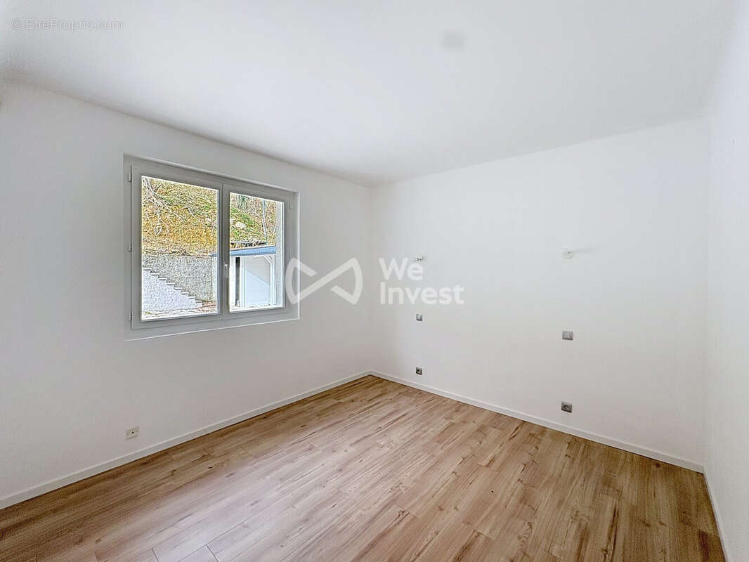 Maison 140 m² à Narcastet  - photo 6