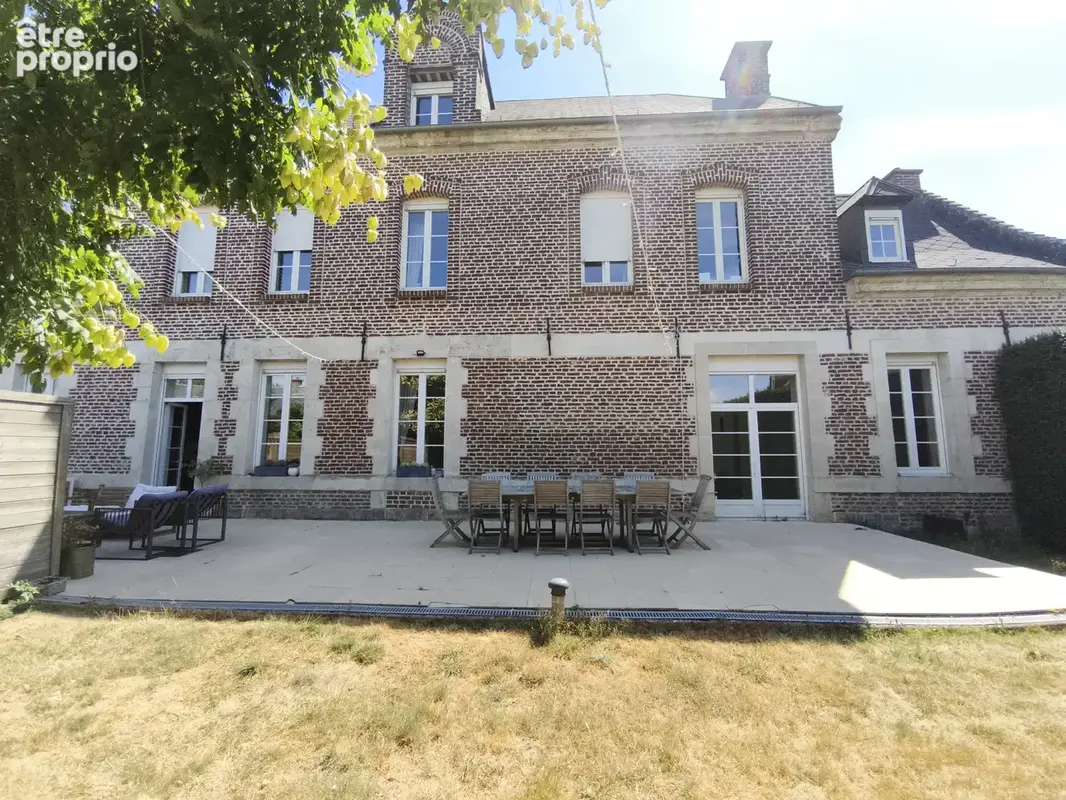 Ancien presbytère de caractère   270 m2   5 chambres   terrain clos   hangar 185 m2   potentiel professionnel - photo 17