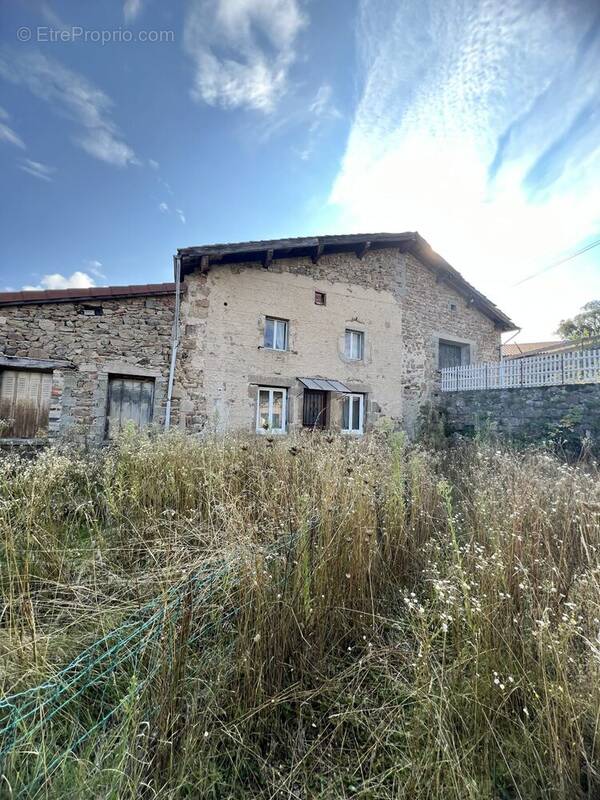 Maison à SAINT-MAURICE-EN-GOURGOIS