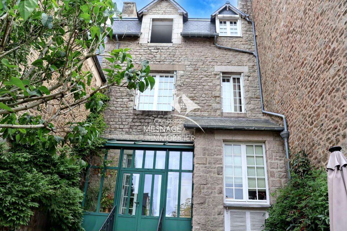 Maison à DINAN