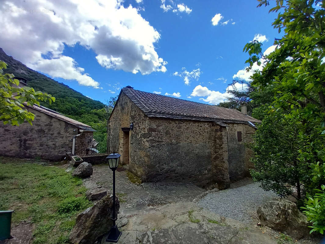 Maison à SAINT-VINCENT-D'OLARGUES