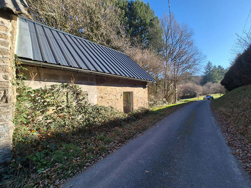 Maison à MADRANGES